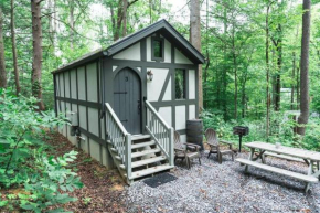 Tiny Home Cottage Near the Smokies #3 Ingrid